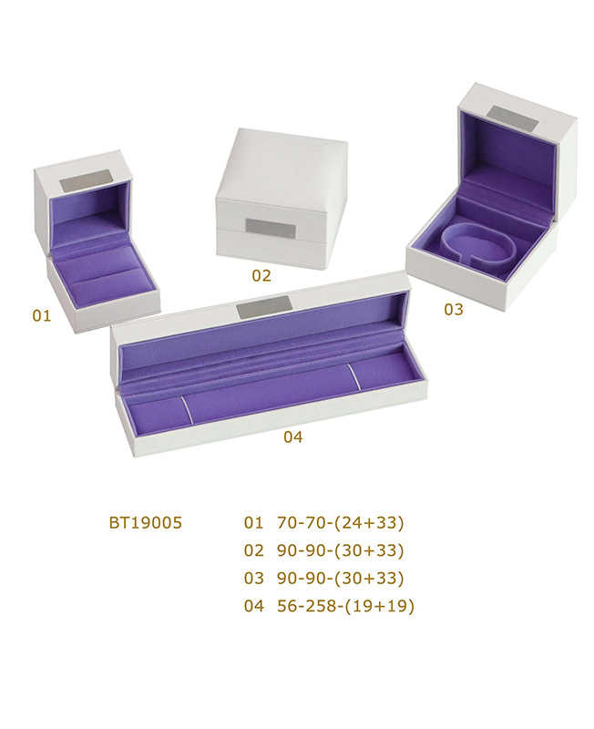 Retail jewelry boxes hotsell